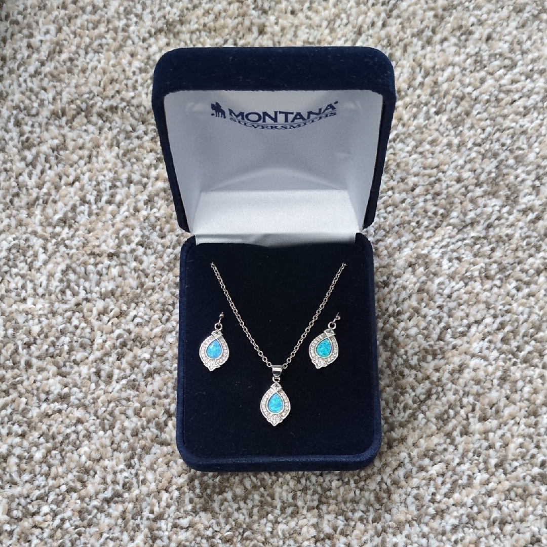 Opal/Cubic Zirconia Necklace And Earrings